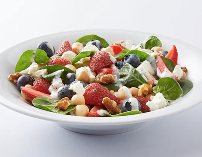 chickpea and berry salad